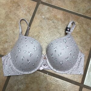 Victoria's Secret Light Pink Floral Bra
